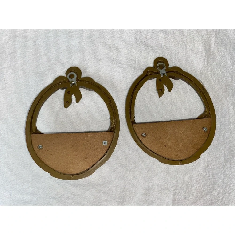VNTG 1987 Pair of Gold Burwood Plastic Basket Wall Pockets/Flower Baskets
